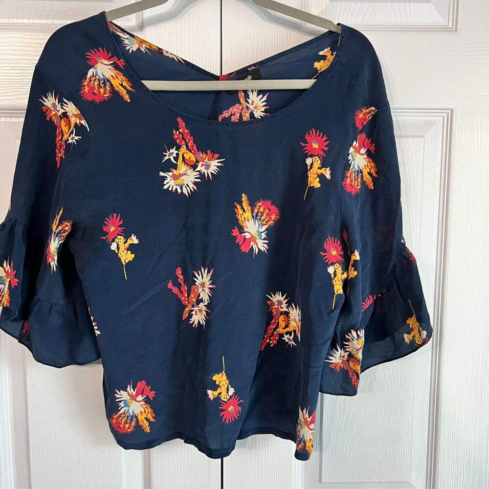 Madewell Women’s Crop Top Medium Dark Floral V-Back Ruffle Short Sleeve Fairy